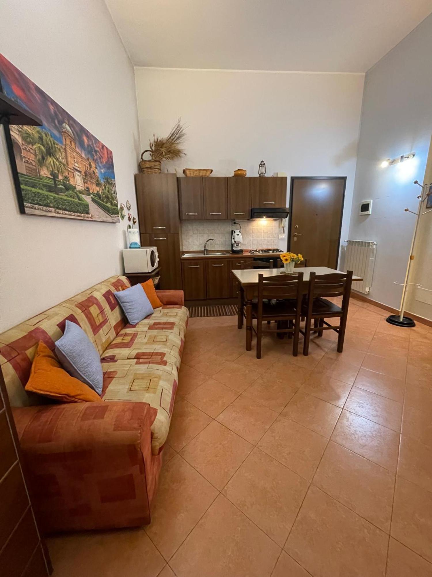 Hola Cathedral House Cadorna Apartment Palermo Exterior photo